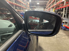 Load image into Gallery viewer, Side View Door Mirror Hyundai Veloster 2016 - NW611221