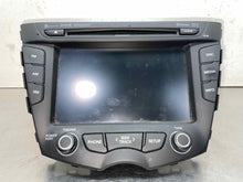 Load image into Gallery viewer, Radio Hyundai Veloster 2016 - NW611162