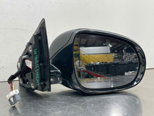 Load image into Gallery viewer, SIDE VIEW DOOR MIRROR Kia Sorento 16 17 18 19 20 Right - NW611501