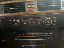 Load image into Gallery viewer, TEMPERATURE CONTROLS BMW 328i 335i 07 08 09 10 - NW611534