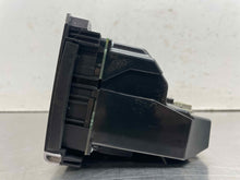 Load image into Gallery viewer, FRONT TEMPERATURE CONTROLS Audi Q7 2013 13 2014 14 2015 15 - NW612387