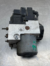 Load image into Gallery viewer, ABS PUMP Trooper SLX Vehicross 98 99 00 01 02 - NW613231