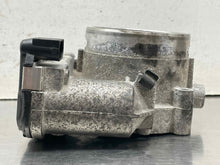Load image into Gallery viewer, THROTTLE BODY Porsche Cayenne Panamera 2003 03 04 05 06 08 09 10 11 12 13 - NW615792