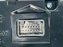 Load image into Gallery viewer, Temperature Controls RAV4 2021 - NW615039