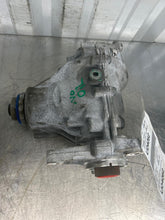 Load image into Gallery viewer, Transfer Case BMW X1 2023 - NW615383