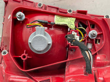 Load image into Gallery viewer, TAIL LIGHT LAMP ASSEMBLY Gl350 Gl450 Gl550 GL63 AMG 13-16 Left - NW616166