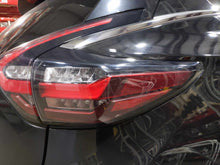 Load image into Gallery viewer, OUTER TAIL LIGHT LAMP Nissan Murano 19 20 21 22 Right - NW617379