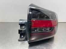 Load image into Gallery viewer, OUTER TAIL LIGHT LAMP Nissan Murano 19 20 21 22 Right - NW617379