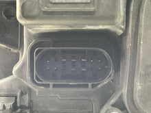 Load image into Gallery viewer, HEADLIGHT LAMP ASSEMBLY E250 Van E250D E300 E350 E400 E550 E63 14-16 Right - NW609002