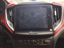Load image into Gallery viewer, Info-Gps Screen 2017 - NW617505