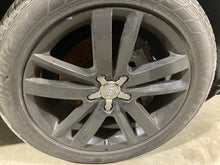 Load image into Gallery viewer, WHEEL RIM Q7 10 11 12 13 14 15 20x9 ALLOY 20x9, 5 lug, 130mm - NW617571
