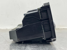 Load image into Gallery viewer, FRONT TEMPERATURE CONTROLS Audi Q7 2012 12 - NW617666