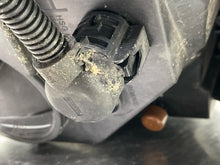 Load image into Gallery viewer, HEADLIGHT LAMP ASSEMBLY 14 15 16 17 18 19 20 Left - NW617500