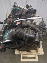 Load image into Gallery viewer, Engine Motor DISCOVERY SPORT 2018 - NW618386