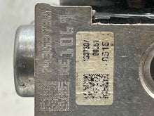 Load image into Gallery viewer, ABS PUMP Audi TT 2008 08 2009 09 - NW618335