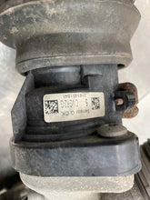 Load image into Gallery viewer, 2017-2018 Infiniti QX30 POWER STEERING GEAR RACK - NW618612