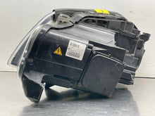 Load image into Gallery viewer, HEADLIGHT LAMP ASSEMBLY Gl350 Gl450 Gl550 GL63 AMG 13-16 Right - NW620025