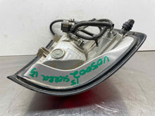 Load image into Gallery viewer, TAIL LIGHT LAMP ASSEMBLY Sierra 1500 Pickup Sierra 2500 14-15 Right - NW620410