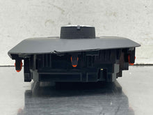 Load image into Gallery viewer, Temperature Controls Jeep Renegade 2019 - NW621352