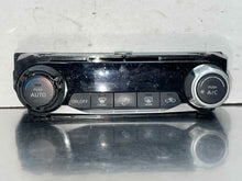 Load image into Gallery viewer, FRONT TEMPERATURE CONTROLS Nissan Versa 19 20 21 22 - NW620728