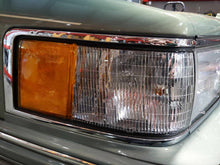 Load image into Gallery viewer, PARKLAMP Lincoln Town car 1990 90 1991 91 1992 92 1993 93 1994 94 Right - NW622398