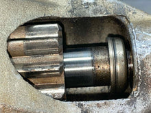Load image into Gallery viewer, STARTER MOTOR E350 G63 C230 C250 C300 C350 C63 CLS550 CLS63 E300 07-15 - NW621728
