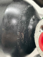 Load image into Gallery viewer, Power Steering Pump Mercedes-Benz SL55 2009 - NW621727