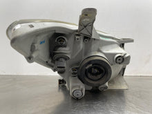 Load image into Gallery viewer, HEADLIGHT LAMP ASSEMBLY Pontiac Vibe 05 06 07 08 Left - NW622847