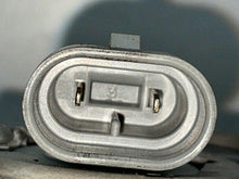 Load image into Gallery viewer, FOG LIGHT Toyota Matrix Vibe 2003 03 2004 04 2005 05 06 07 08 Right - NW622617
