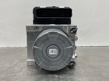 Load image into Gallery viewer, ABS Pump DISCOVERY SPORT 2020 - NW623158