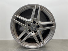 Load image into Gallery viewer, WHEEL RIM E300 E350 E400 E550 E63 11-13 18x8-1/2 - NW623642