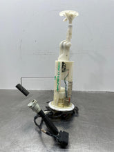 Load image into Gallery viewer, Fuel Pump Chevrolet Corvette 2007 - NW623512