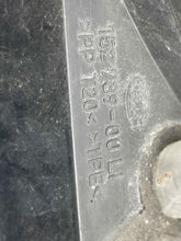 Load image into Gallery viewer, HEADLIGHT LAMP ASSEMBLY C230 C240 C280 C320 C350 C55 CLK320 03-06 Left - NW623524
