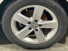 Load image into Gallery viewer, Wheel Rim Volkswagen Jetta 2013 - NW624778
