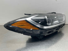 Load image into Gallery viewer, HEADLIGHT LAMP ASSEMBLY - NW625494