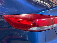 Load image into Gallery viewer, OUTER TAIL LIGHT LAMP Hyundai Elantra 2017 17 2018 18 Left - NW625408