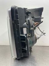 Load image into Gallery viewer, HEADLIGHT LAMP ASSEMBLY F250SD Pickup F350SD Pickup 11-16 Right - NW626118