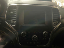 Load image into Gallery viewer, Radio GRAND CHEROKEE 2018 - NW626557