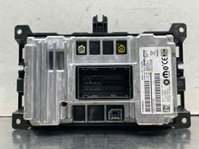 Load image into Gallery viewer, Radio GRAND CHEROKEE 2018 - NW626557