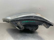 Load image into Gallery viewer, HEADLIGHT LAMP ASSEMBLY Kia Sorento 2014 14 Right - NW627088