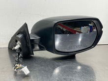 Load image into Gallery viewer, Side View Door Mirror Honda HR-V 2019 - NW627675