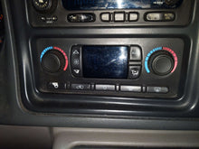 Load image into Gallery viewer, REAR TEMPERATURE CONTROLS Silverado 1500 Pickup Silverado 2500 03-04 - NW627591