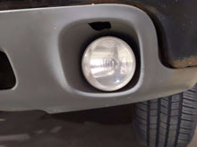 Load image into Gallery viewer, FOG LAMP LIGHT Suburban 1500 Tahoe Grand Prix Sunfire 94-06 Bumper Mounted - NW627463