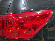 Load image into Gallery viewer, OUTER TAIL LIGHT LAMP Nissan Pathfinder 17 18 19 20 Right - NW628319