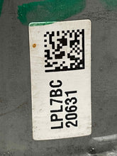 Load image into Gallery viewer, ABS Pump EXPRESS 2500 VAN 2022 - NW628345