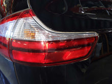 Load image into Gallery viewer, OUTER TAIL LIGHT LAMP Toyota Sienna 15 16 17 18 19 Right - NW629491