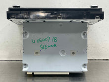 Load image into Gallery viewer, Radio Toyota Sienna 2018 - NW629272