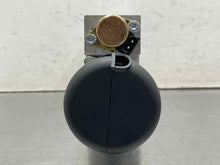 Load image into Gallery viewer, CONVERTIBLE TOP MOTOR 323i 323ic 325ci 325i 330ci 330i 00-10 - NW630697