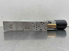 Load image into Gallery viewer, CONVERTIBLE TOP MOTOR 323i 323ic 325ci 325i 330ci 330i 00-10 - NW630697