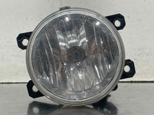 Load image into Gallery viewer, FOG LAMP LIGHT BR-Z Impreza XV Crosstek 12-17 Bumper Mounted - NW630998